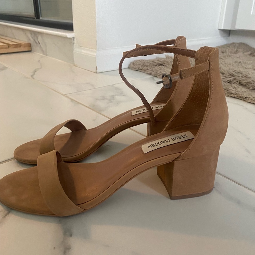 Steve Madden Nude Heel
